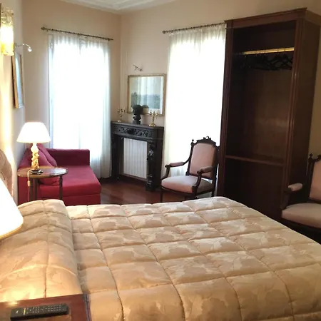 Апартаменти Twins Boutique Санремо