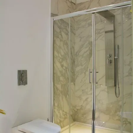 Twins Boutique Апартаменти Санремо