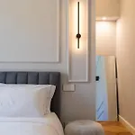 Twins Boutique アパート