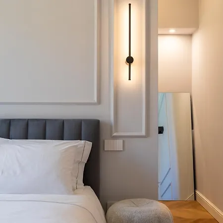 Twins Boutique アパート