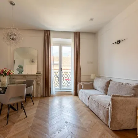 Twins Boutique Daire Sanremo